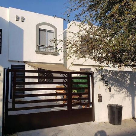Comfortable And Private House 2 Bedrooms Wifi Parking Free Monterrey Bagian luar foto