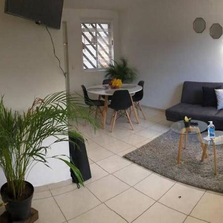 Comfortable And Private House 2 Bedrooms Wifi Parking Free Monterrey Bagian luar foto